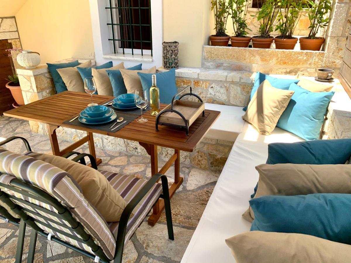 Villa Victoria Boutique Apartments Sívota Exteriör bild