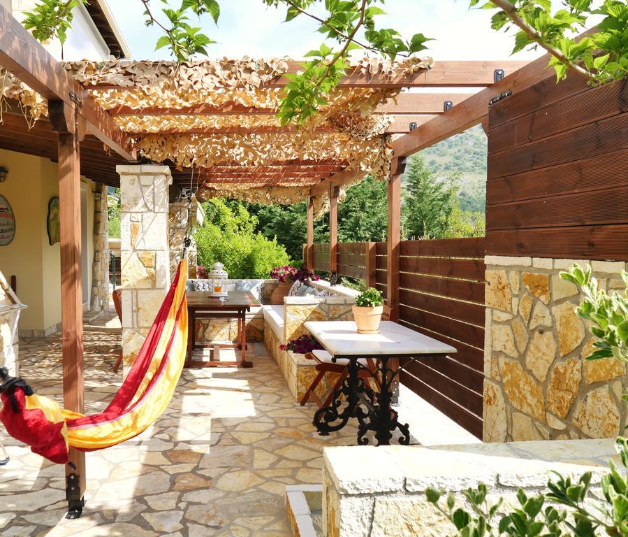 Villa Victoria Boutique Apartments Sívota Exteriör bild